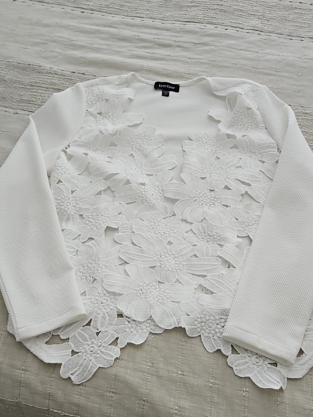 bebe White Floral Lace Long Sleeve Top